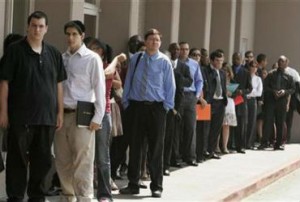 Desemprego caiu para 8,6% em Novembro, menos quatro décimas que em Outubro