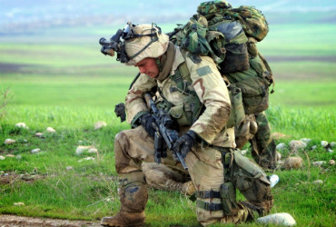 Soldado envolvido num cenário de guerra lidera obviamente a lista das profissões mais stressantes