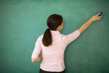 Formação gratuita para 500 professores