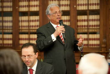 Luís Alves Costa